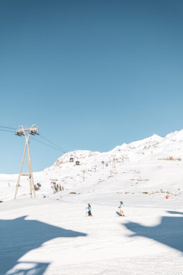 Skieurs à l'alpes d'Huez - NGPROD