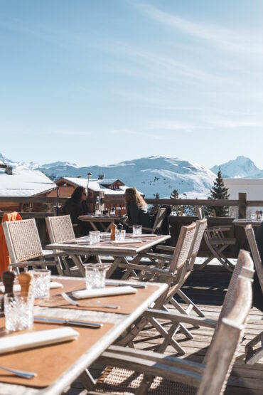 Terrasse du restaurant au Chamois d'Or - NGPROD