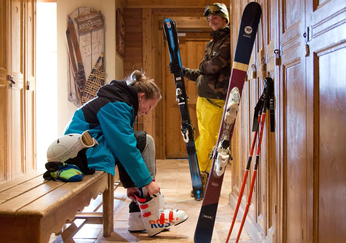 casiers à ski de l'hôtel